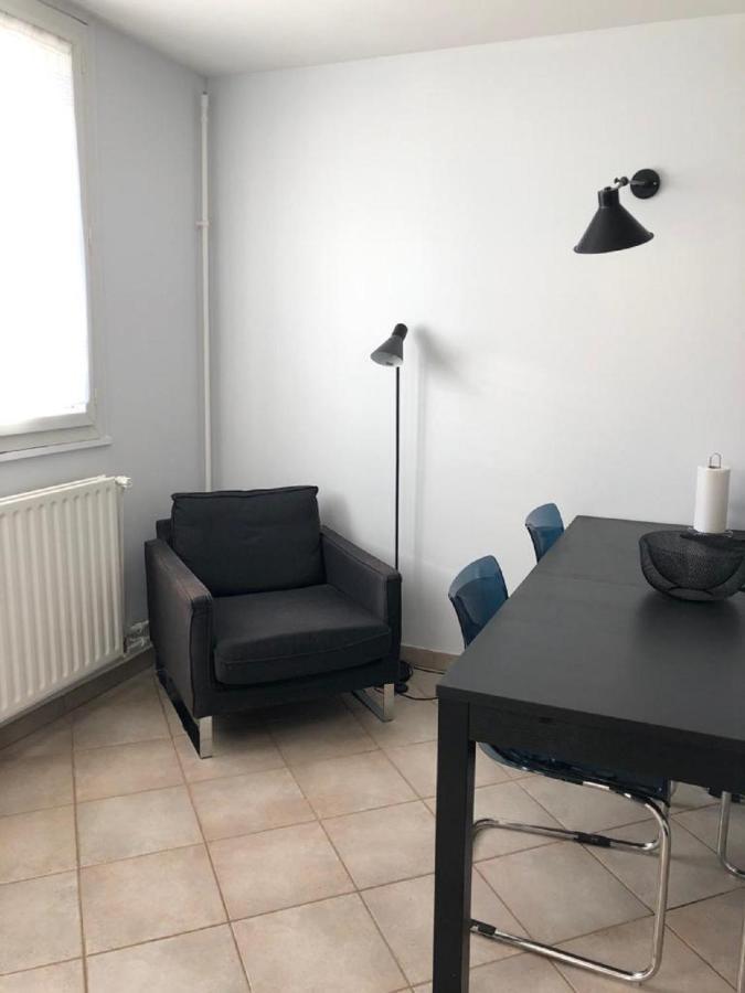 Chambre Paisible Tout Confort Courcouronnes Exterior foto